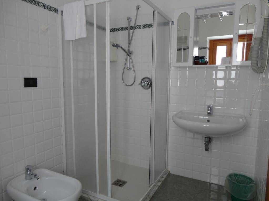 Hotel Silvestrino Стінтіно Екстер'єр фото